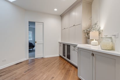 Mudroom with simplistic and minimal clutter